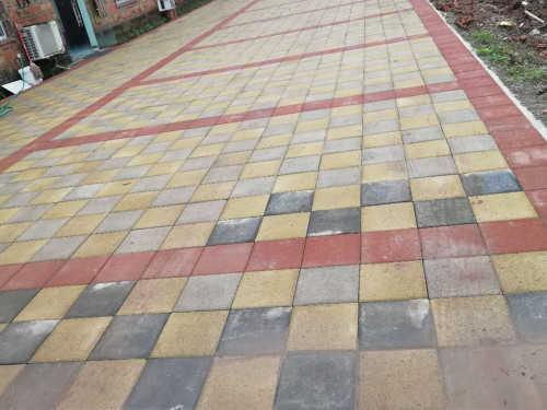 在生產(chǎn)透水磚時需要留意那些事項？